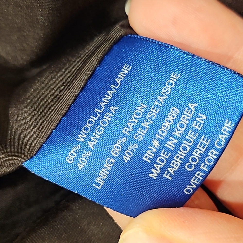 Liliu Angora Jacket - Picture 13 of 16